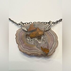 Vintage Natural Agate Slice Pendant Necklace Silver Tone Chain Boho Statement